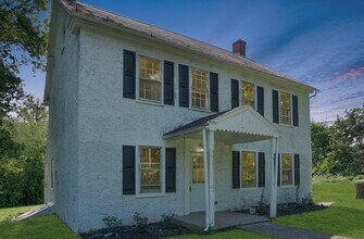 Building Photo - Beautifully Renovated 4 Bed / 1.5 Bath - Single Family Home in Perkiomenville