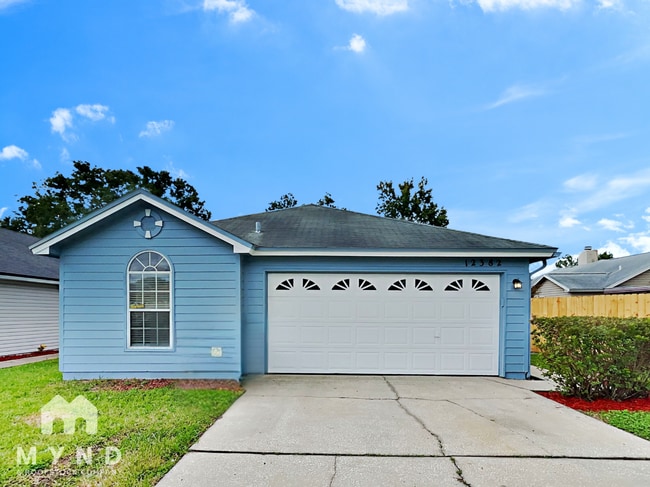 Building Photo - 12382 Silent Brook Trail N