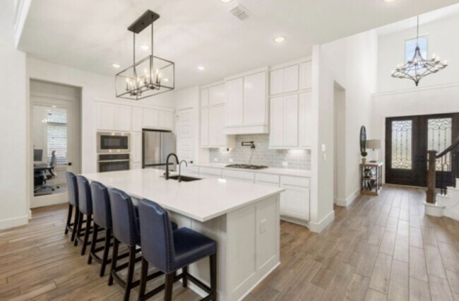 Building Photo - 25003 Stella Fls Ln