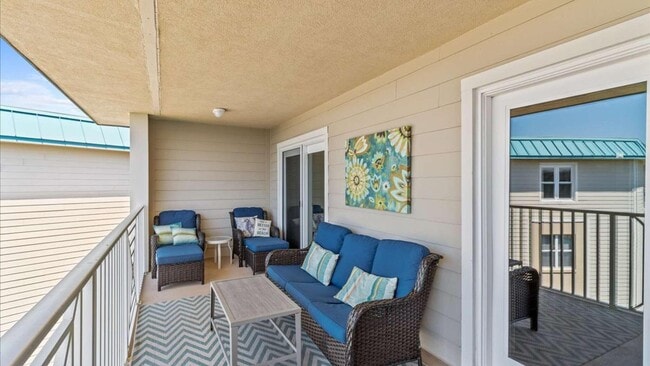 Building Photo - 778 Scenic Gulf Dr