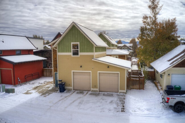 Building Photo - 4489 Alexander St