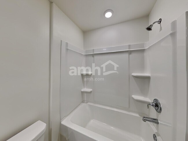 Building Photo - 572 Smt Vw Ln