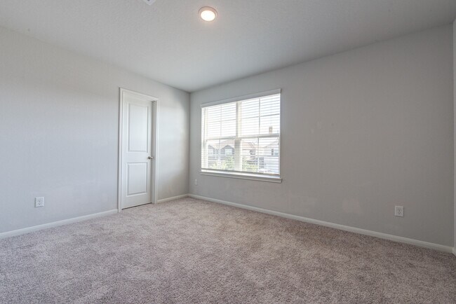 Building Photo - 18831 Glenwood Chase Ct