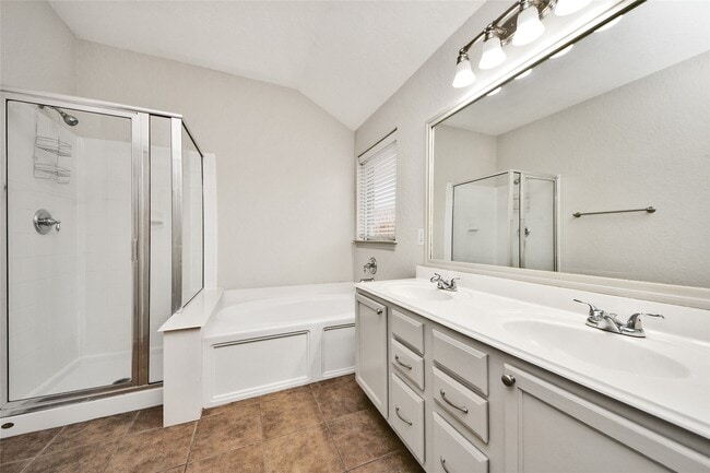 Building Photo - 26131 Travis Brook Dr