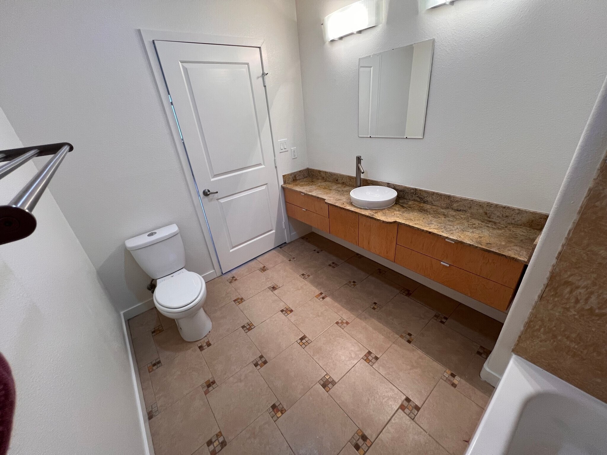 Building Photo - 11312 Huston St