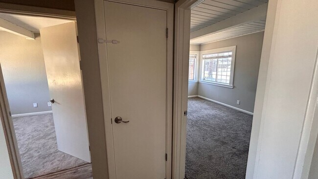 Building Photo - Nice home in Sacramento