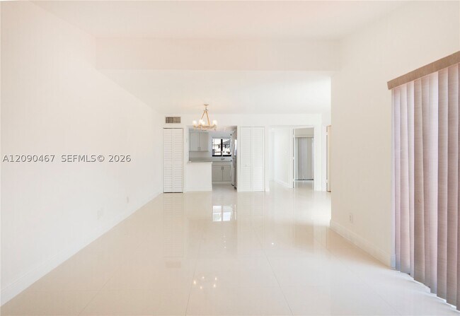 Building Photo - 6916 SW 110th Ave