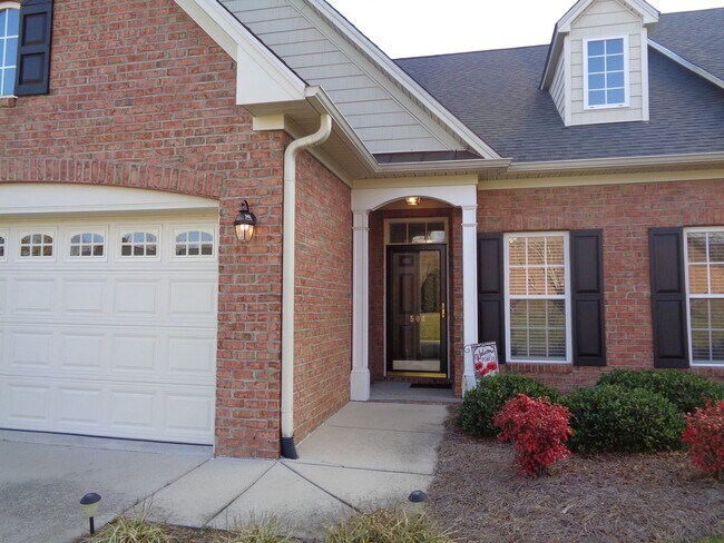 Primary Photo - Clemmons-Lovely Patio Home with Sunroom