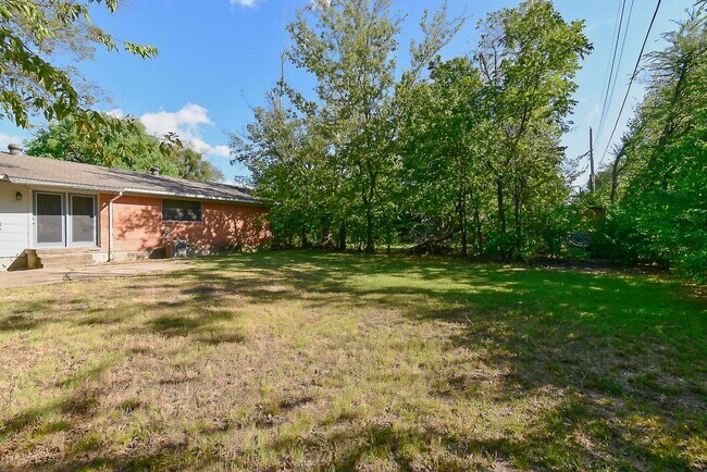 Building Photo - 6508 Finch-House