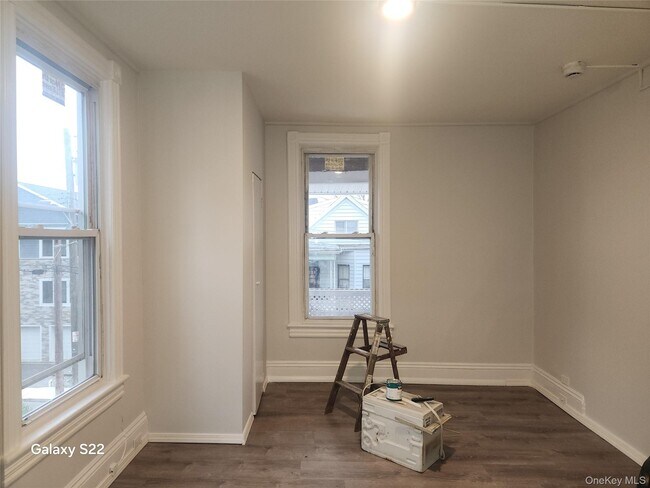 Building Photo - 38 Cornell Ave