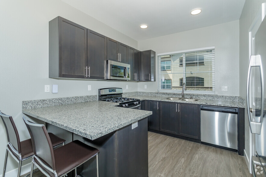 The Edge Apartments 1111 W 8th St Chico CA 95928 Apartment Finder