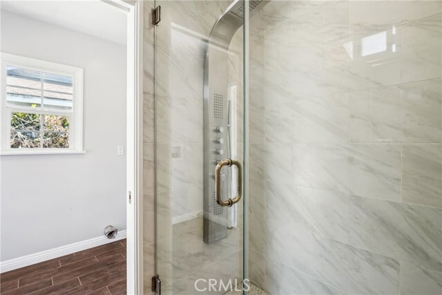 Building Photo - 3816 S Victoria Ave