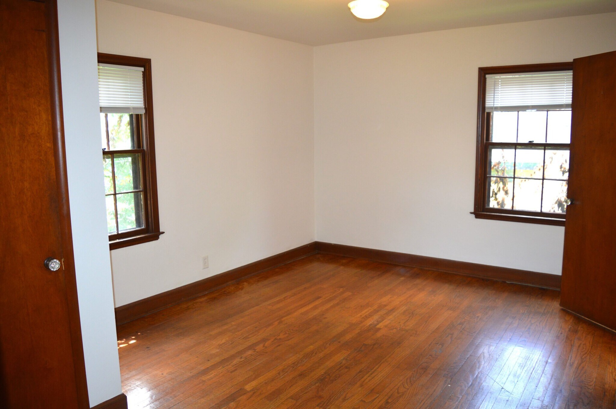 Building Photo - 821 Jenifer St