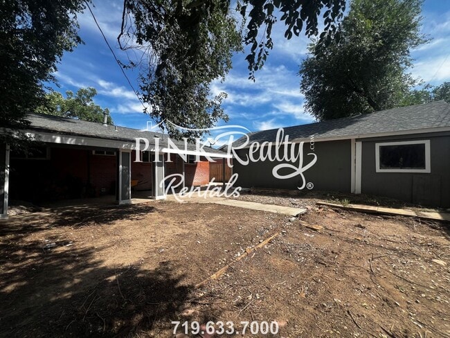 Building Photo - 2534 Ivanhoe Dr