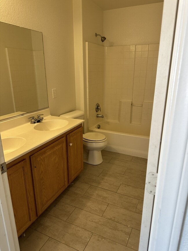 Building Photo - 6529 Adonis Heights St