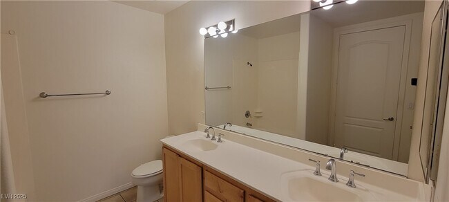 Building Photo - 38 E Serene Ave