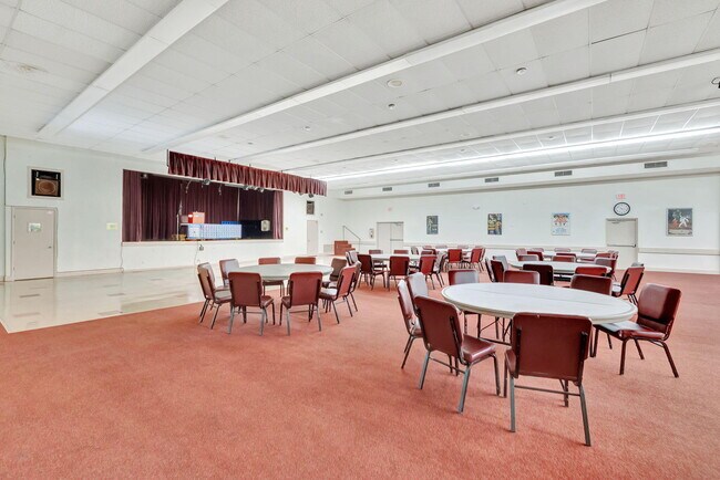 Building Photo - 7800 NW 18th St