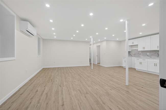 Building Photo - 46 Peddler Hill Rd