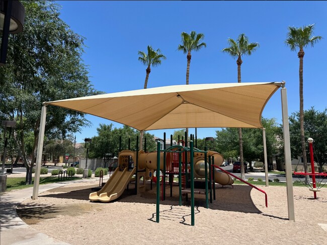Building Photo - Charming Gilbert Home in Prime Location!