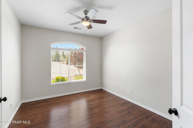 Building Photo - 5712 Ginseng Way