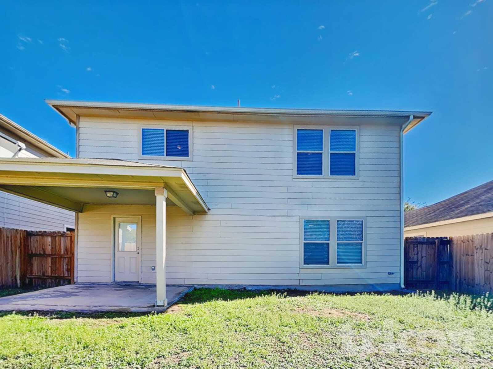 Building Photo - 2615 Thunder Gulch