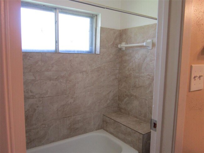 Building Photo - 8334 S Meadow Bird Cir