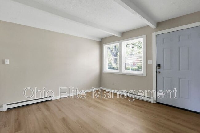 Building Photo - 3086 Grasmere Ave
