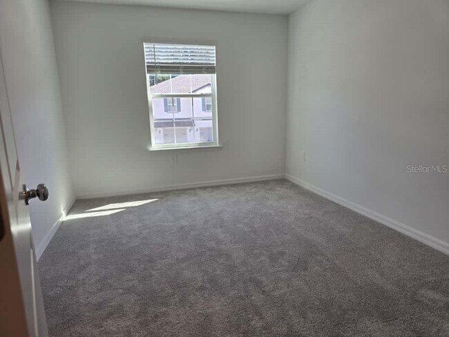 Building Photo - 10135 Trumpet Honeysuckle Wy