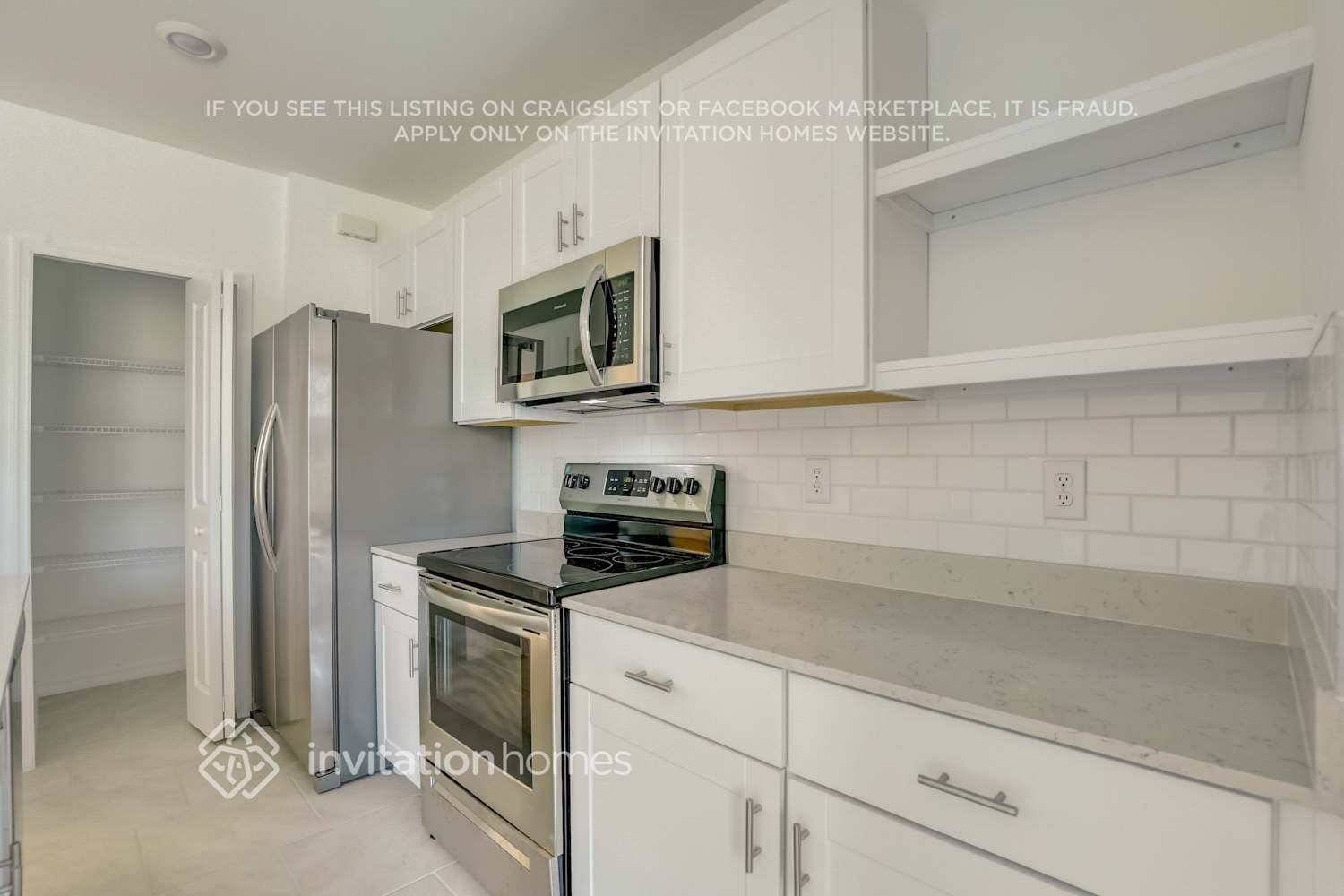 Building Photo - 2077 E Landings Wy