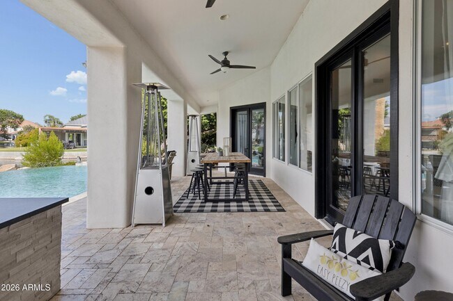 Building Photo - 1465 W Island Cir