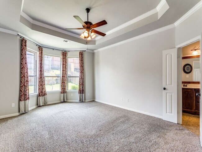 Building Photo - 10961 Silver Horn Dr