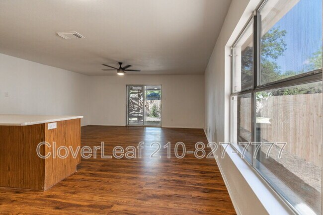 Building Photo - 15407 Canteen Creek Dr