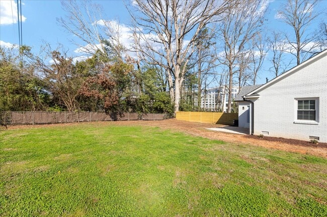 Building Photo - 4700 Walden Ct