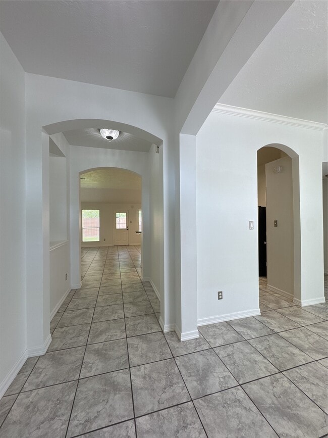 Building Photo - 3210 Woodcreek Glen Ln