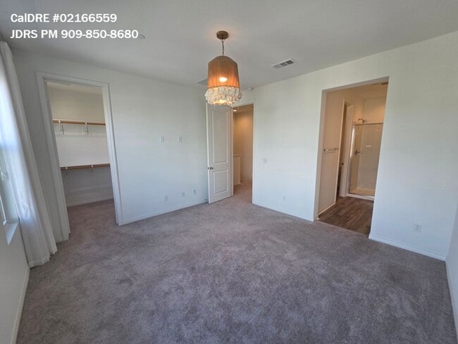 Building Photo - Irvine 2 Bedroom Condo