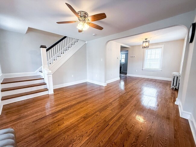 Building Photo - Stunning 3-Bedroom Twin Home in the Heart of Phoenixville! Available NOW!