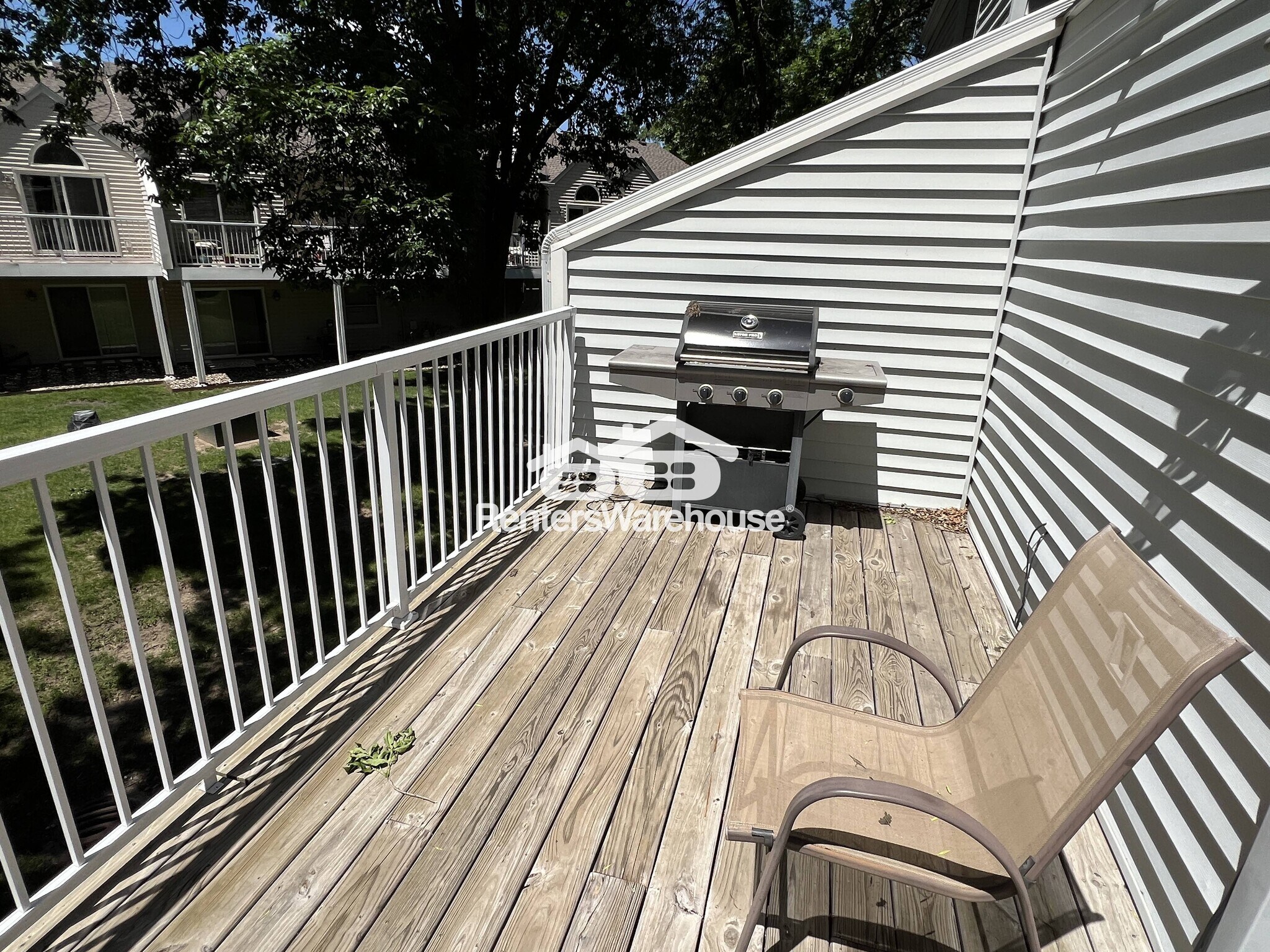 Building Photo - 4128 Meadowlark Way