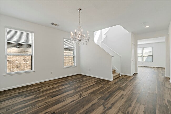 Building Photo - 25435 Autumn Woods Dr