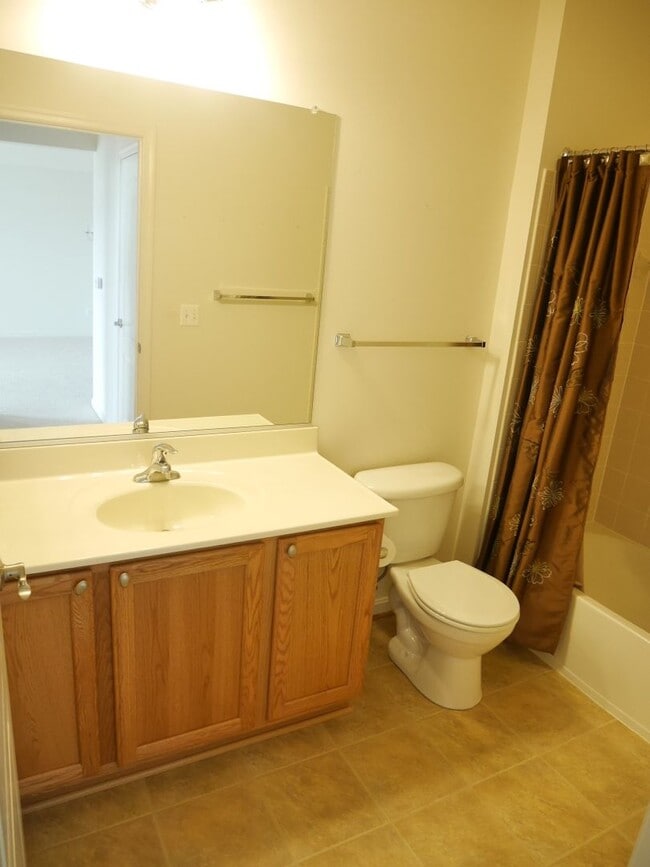 Building Photo - Two Bedroom, Two Bathroom Condo- 55 Plus Community