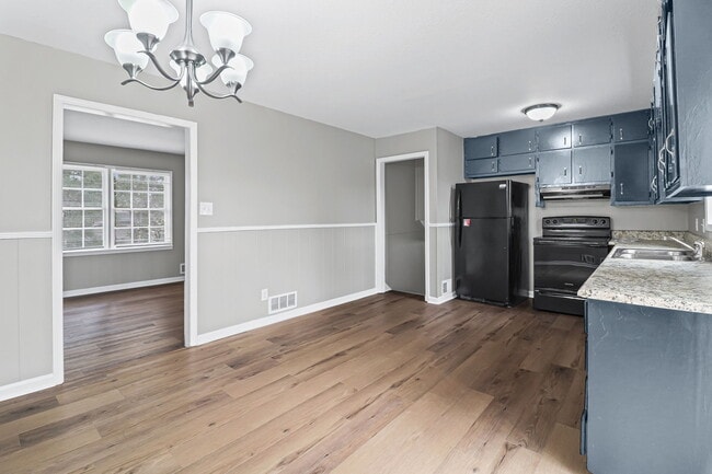 Building Photo - 1697 Spoonbill Rd