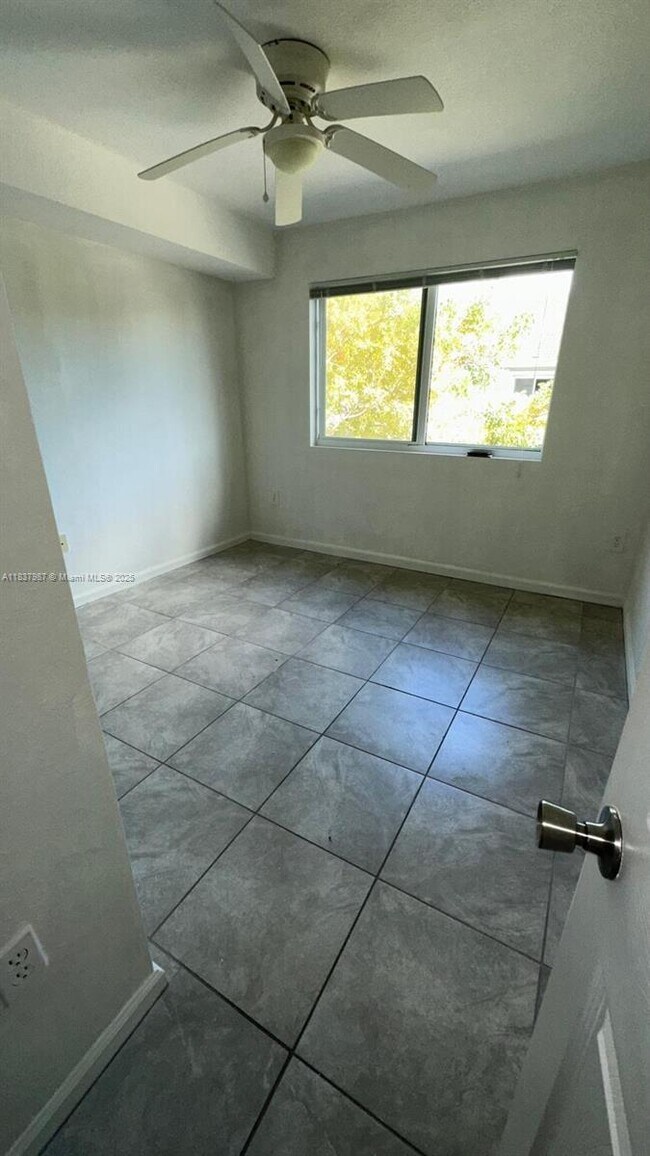 Building Photo - 15460 SW 284th St