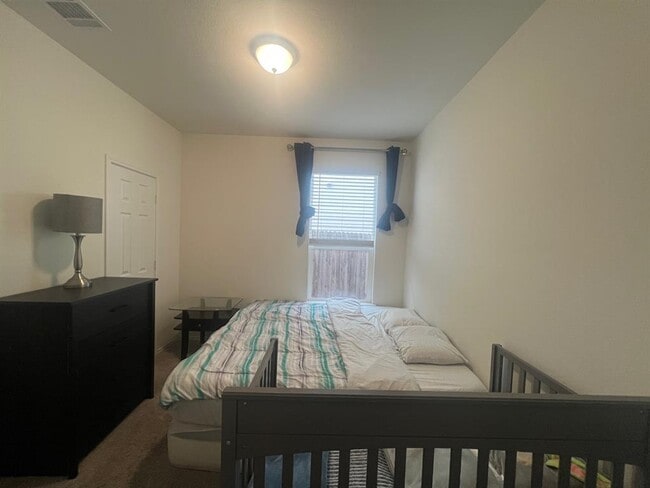 Building Photo - 14109 Vigilance St