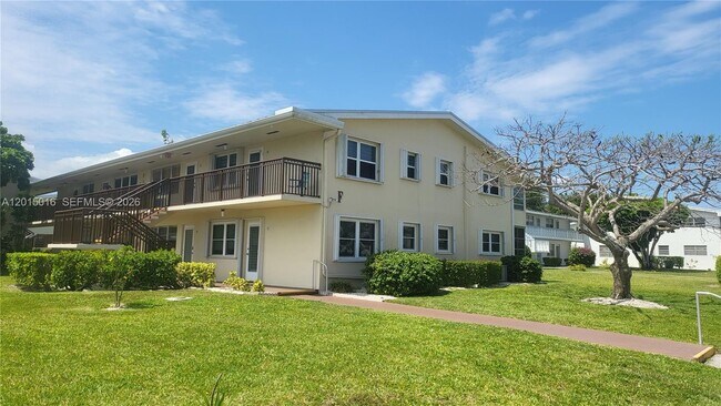 Building Photo - 132 Andover F