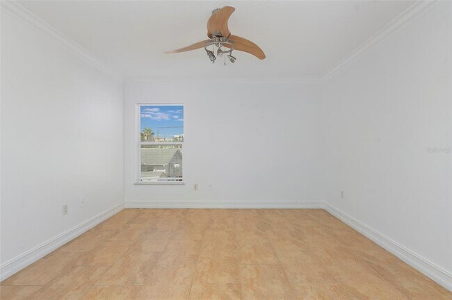 Building Photo - 114 143rd Ave