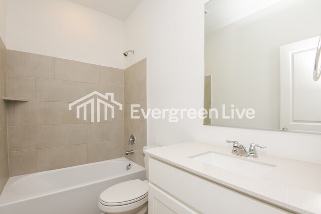 Building Photo - 1212 Dragon Wy