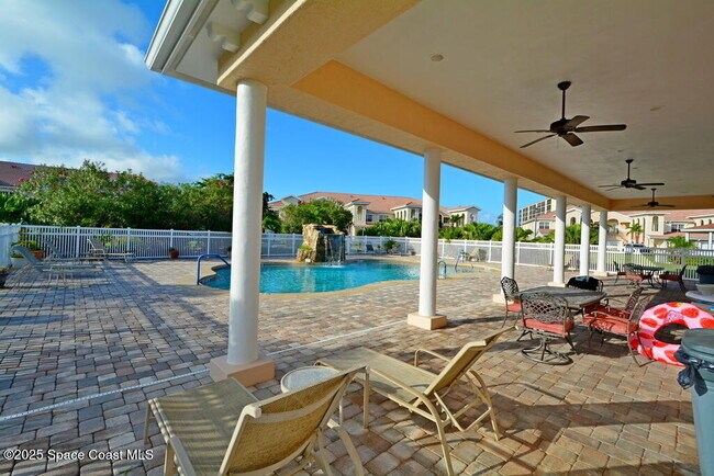 Building Photo - 123 Lancha Cir
