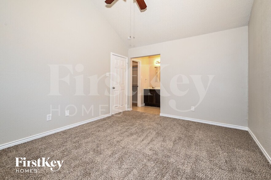 Building Photo - 4022 Rustic Trail