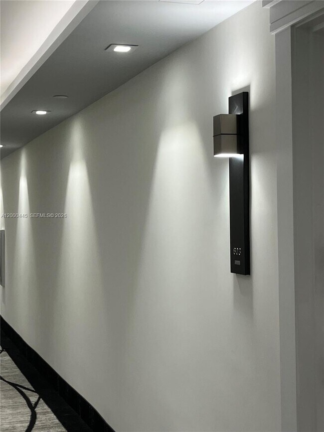 Building Photo - 3180 S Ocean Dr