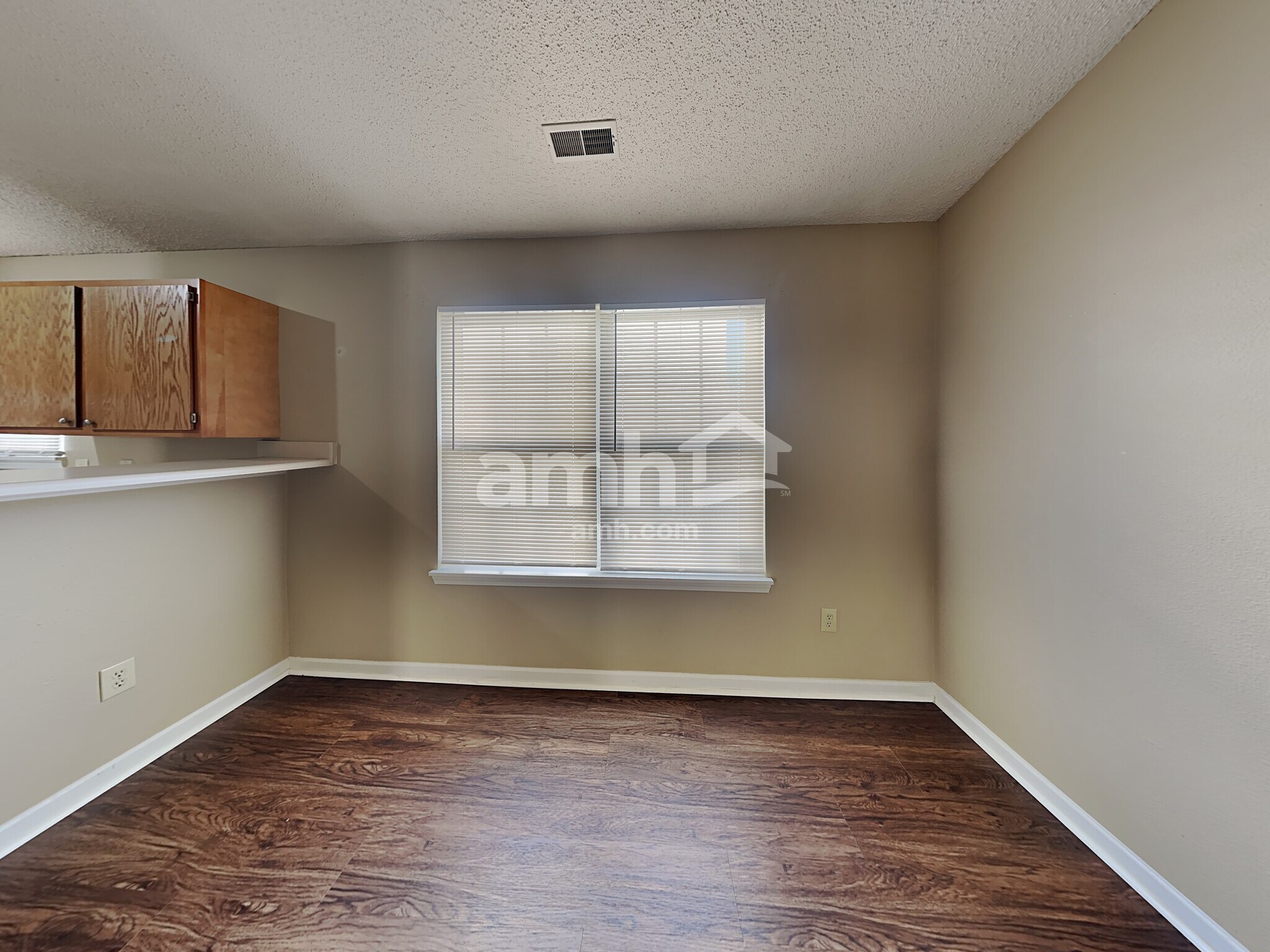 Building Photo - 8036 Whistlewood Dr