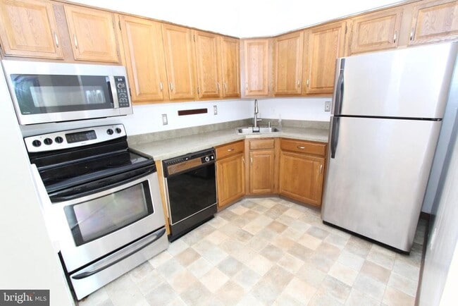 Building Photo - 1112 Aspen Dr